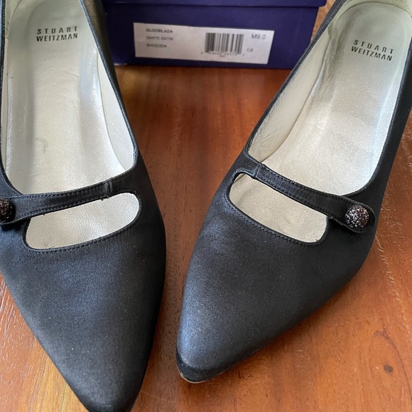 Stuart Weitzman size 9 Black Satin Heels - Picture 2 of 5